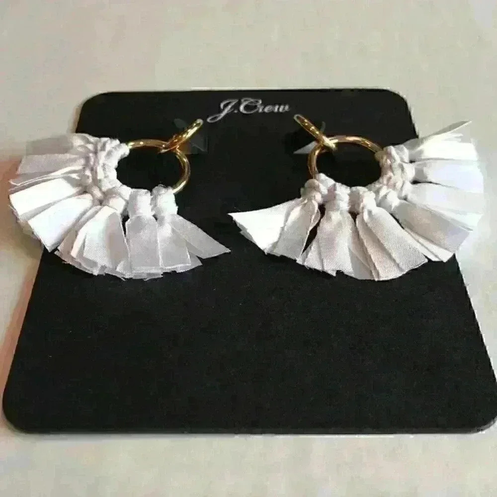 J Crew new Fabric Fan Earrings in White - Picture 3 of 8